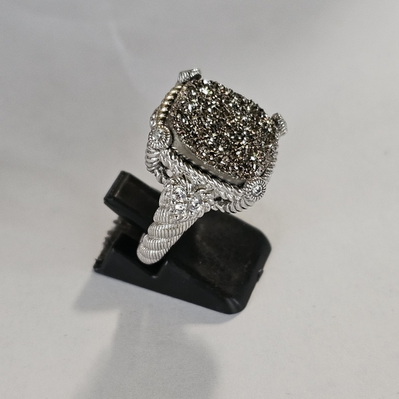 Genuine Judith Ripka Druzy Quartz Ring in Sterling Silver Size 7! - Picture 4 of 7